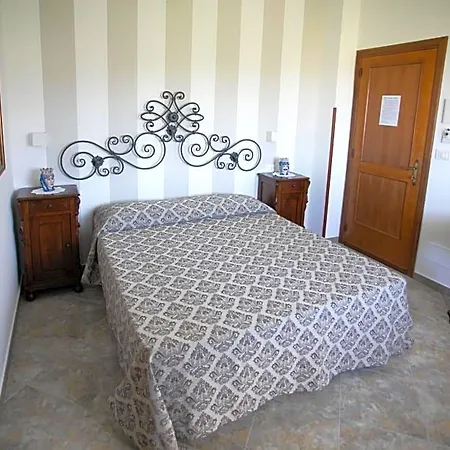 Bed & Breakfast Elisabeth 4* Tropea